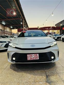 تۆیۆتا کامری